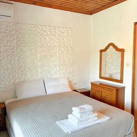Mak Hotels Potos Bagian luar foto