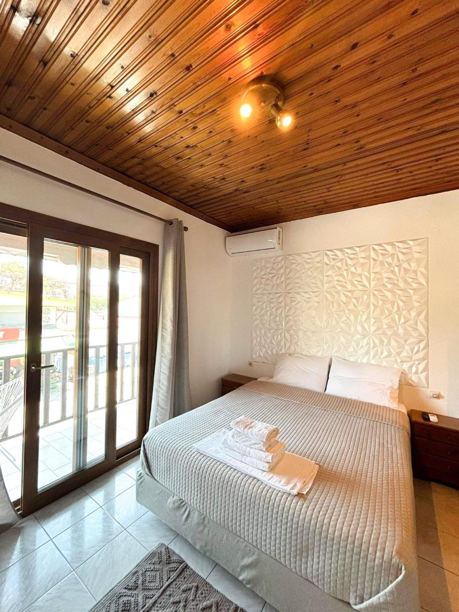 Mak Hotels Potos Bagian luar foto